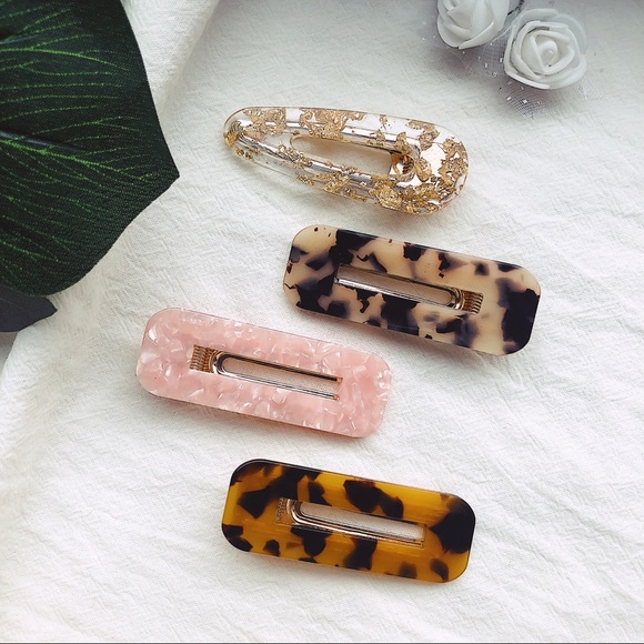 Accessories - Chic Tortoise Hair Barrettes (Individual Listing)